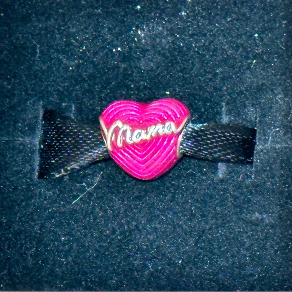 🎉Authentic🎉 Pandora “Mama” Charm - Picture 1 of 7